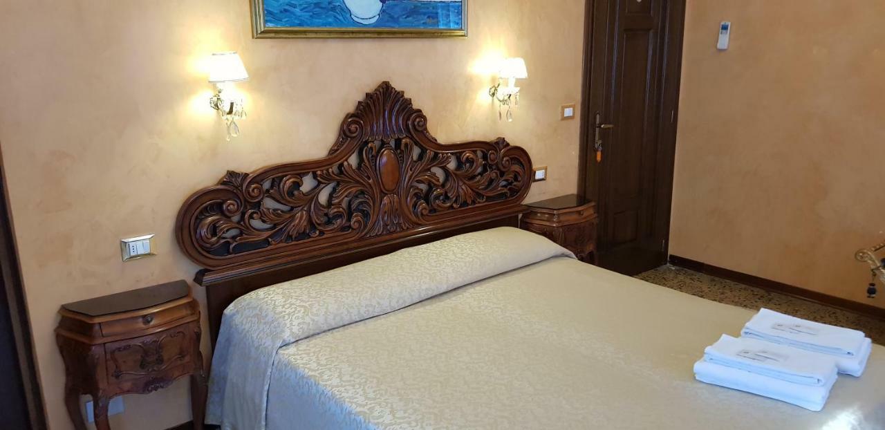 Bed and Breakfast Bb Venezia Exterior foto